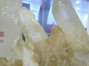 菱镁矿立式磨粉机