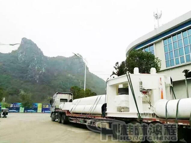 桂林鸿程磨粉机厂发货现场