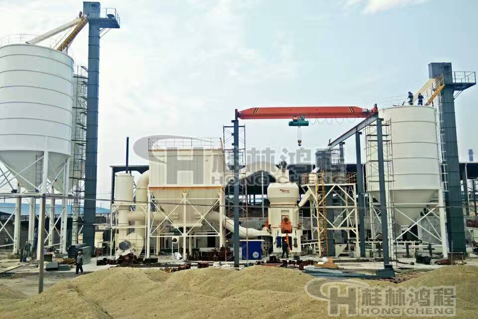 桂林鸿程HLM立式磨粉机,矿渣立磨,水泥立磨,环保型碳酸钙磨粉机