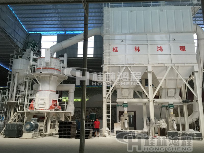 环保型白炭黑生产设备:白炭黑磨粉机 325目~2500目白炭黑磨粉机 HLMX1100环保型白炭黑生产设备 白炭黑磨粉机 325目~2500目白炭黑磨粉机