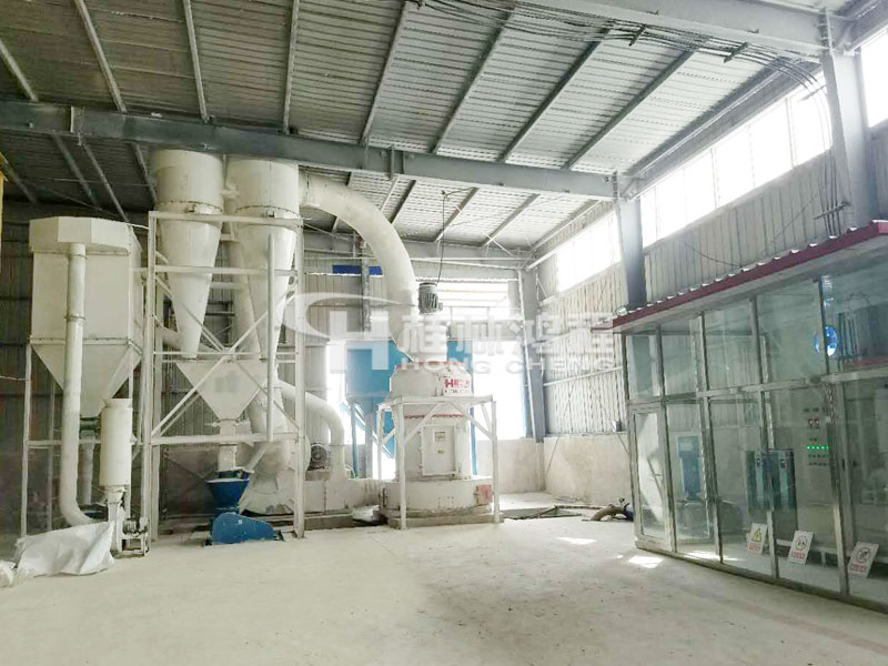桂林鸿程膨润土磨机 R型膨润土雷蒙磨