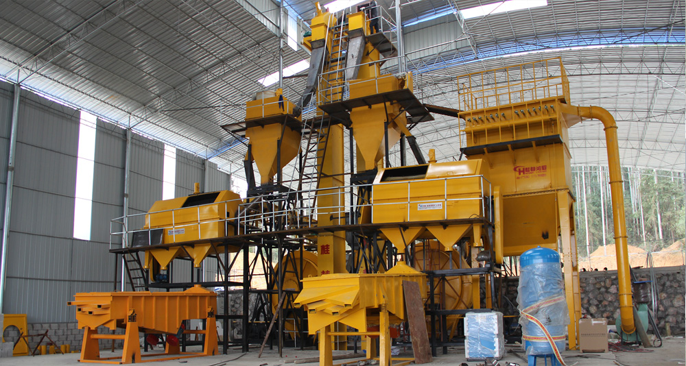 桂林鸿程石英粉300目用石英粉磨粉机，石英砂球磨机