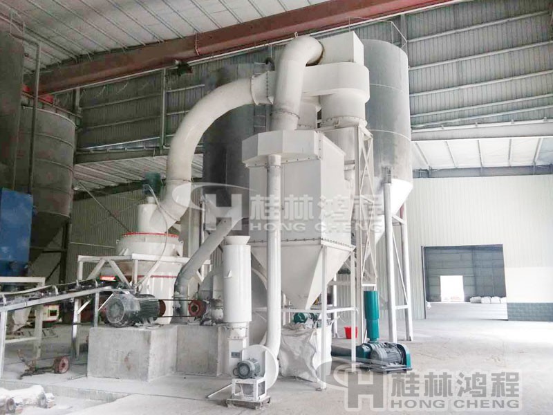 桂林鸿程新型环保电气石磨粉机-HC纵摆式磨粉机 HC1500桂林鸿程新型环保电气石磨粉机-HC纵摆式磨粉机