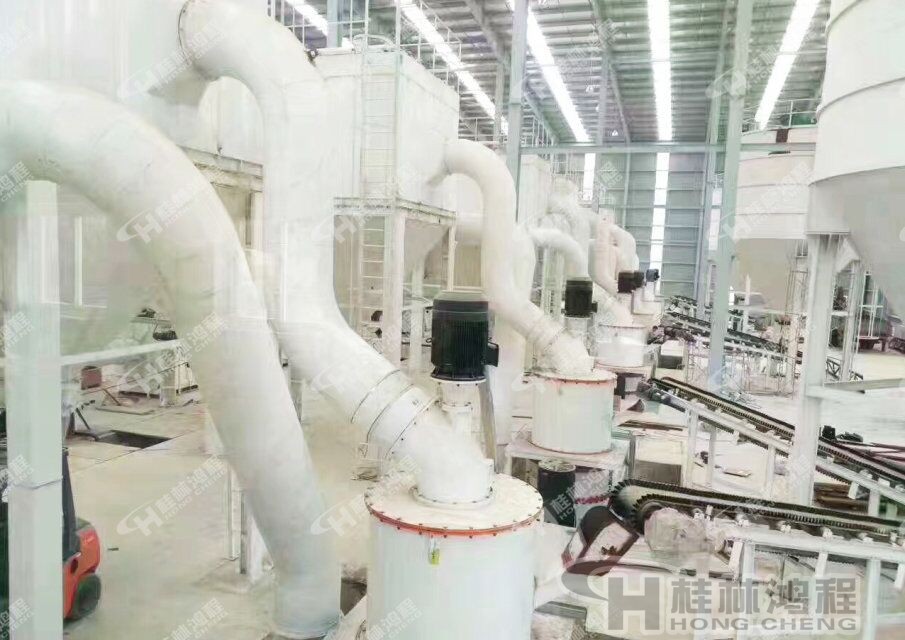 HCH1395硅藻土微粉磨粉机 HCH1395硅藻土微粉磨粉机