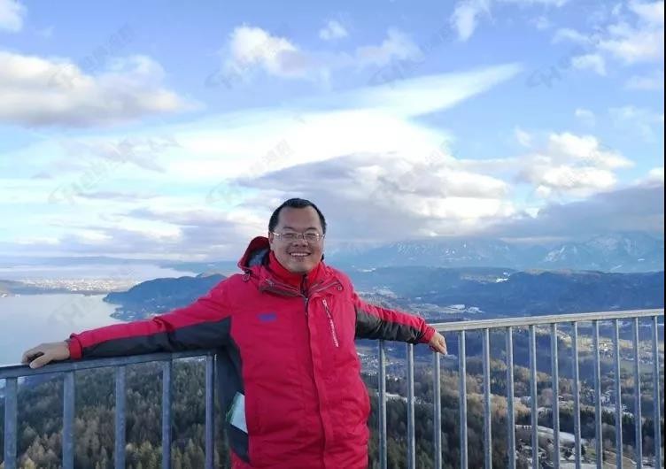 磨粉机厂家桂林鸿程容北国总裁