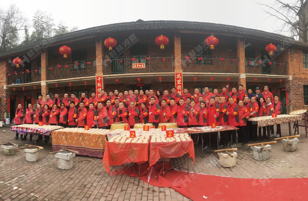 祝贺磨粉机厂家桂林鸿程第四届户外拓展圆满结束 祝贺磨粉机厂家桂林鸿程第四届户外拓展圆满结束