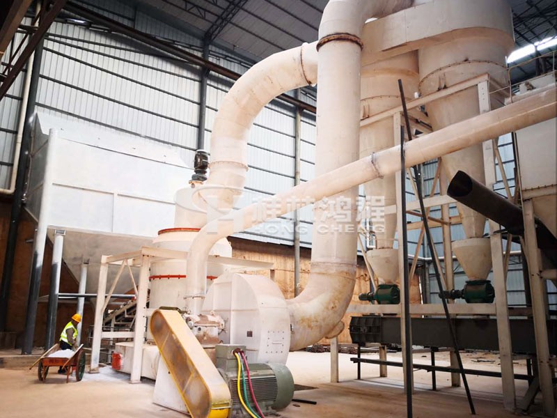 桂林鸿程大型雷蒙粉磨机 HC1900纵摆磨粉机 桂林鸿程大型雷蒙粉磨机 HC1900纵摆磨粉机石灰石250目