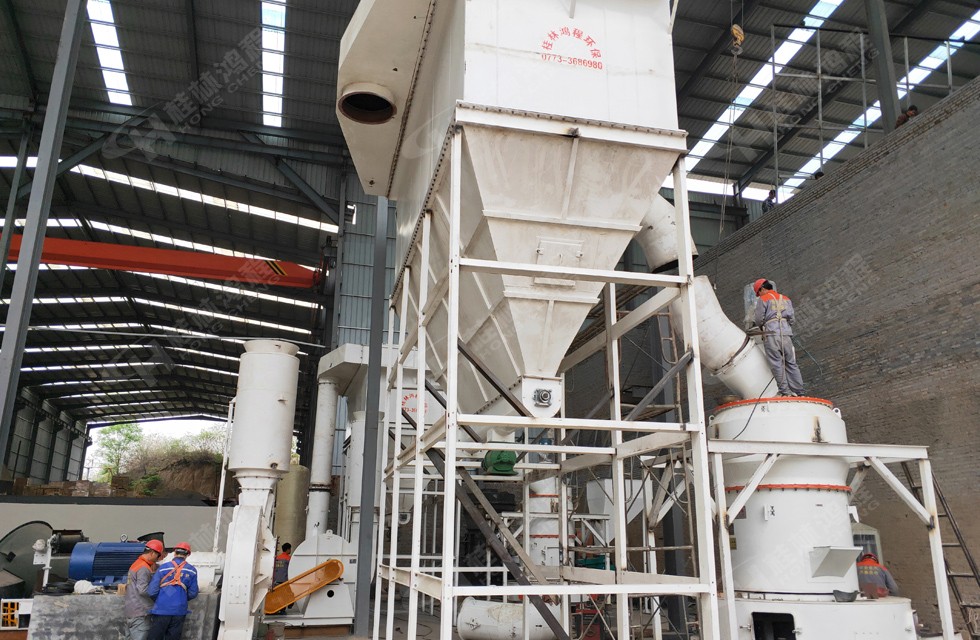 节能款铝矾土磨机HCQ新型粉磨机