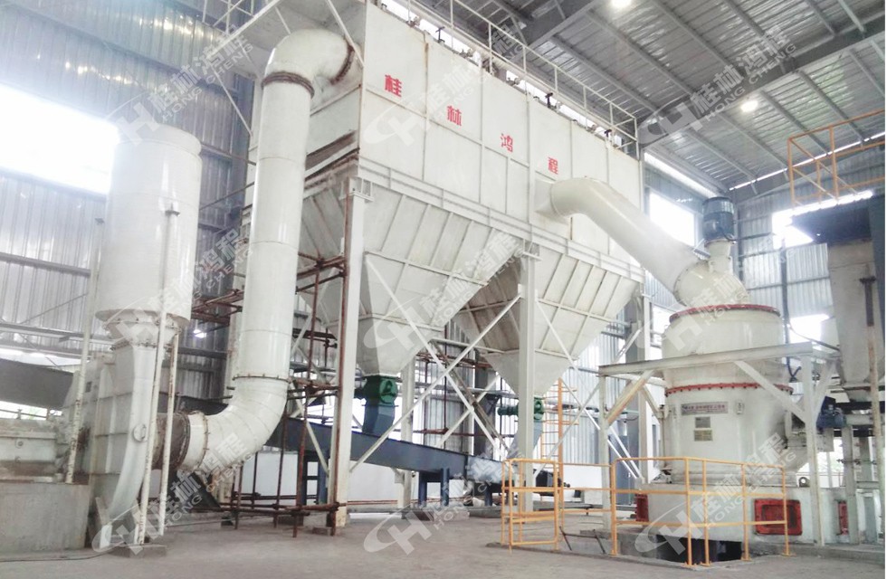 安徽铜陵老板的铜矿HC摆式磨粉机生产线车间现场 安徽铜陵老板的铜矿HC摆式磨粉机生产线车间现场