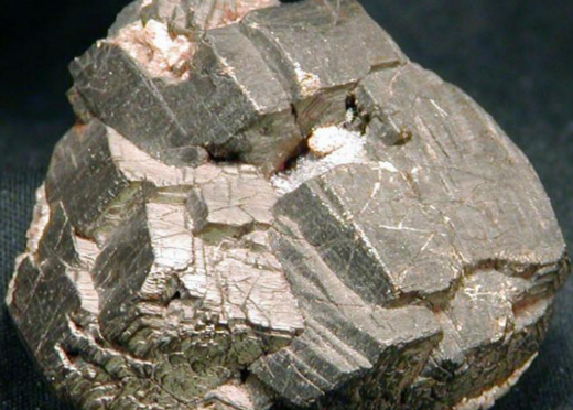 钛磁铁矿 钛磁铁矿