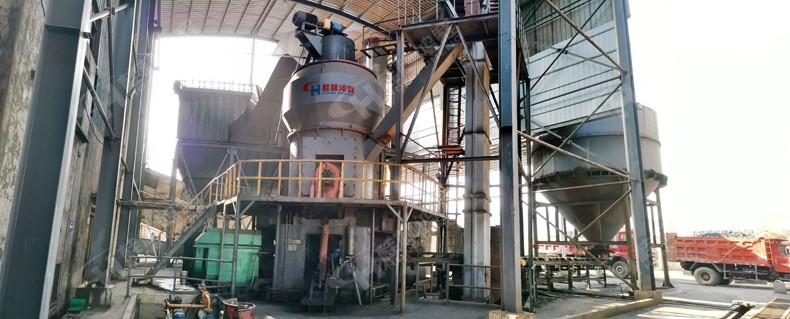煅烧石油焦某企业时产18吨低硫煅烧石油粉生产线 HLM26/3立式石油焦粗碎超细磨系统 煅烧石油焦某企业时产18吨低硫煅烧石油粉生产线 HLM26/3立式石油焦粗碎超细磨系统