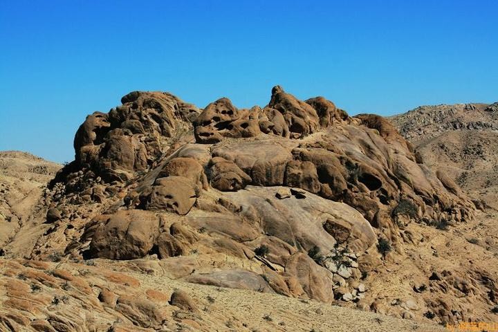 内蒙古乌拉特中旗石墨矿 内蒙古乌拉特中旗石墨矿